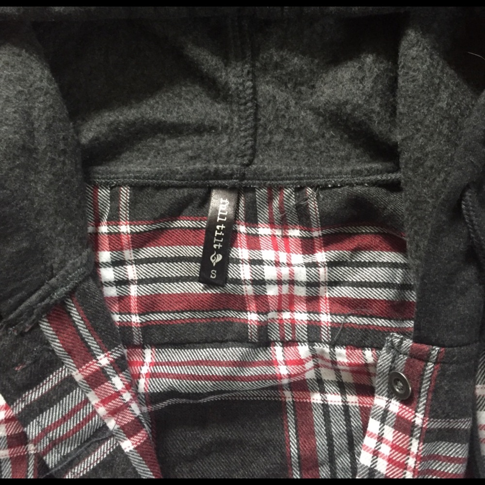 Flannel - Picture 3 of 3