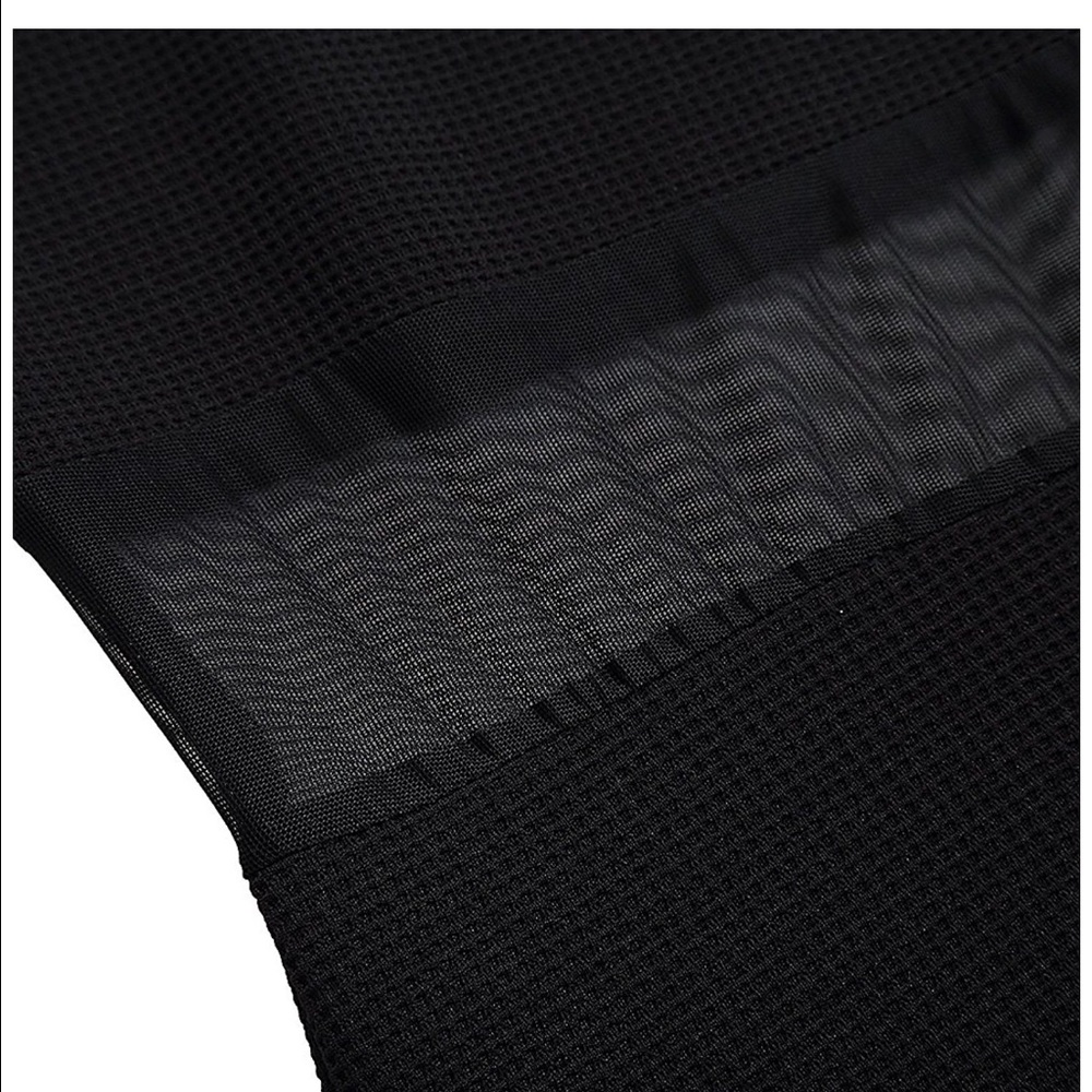 Mesh Center BodyCon Dress - Picture 4 of 6