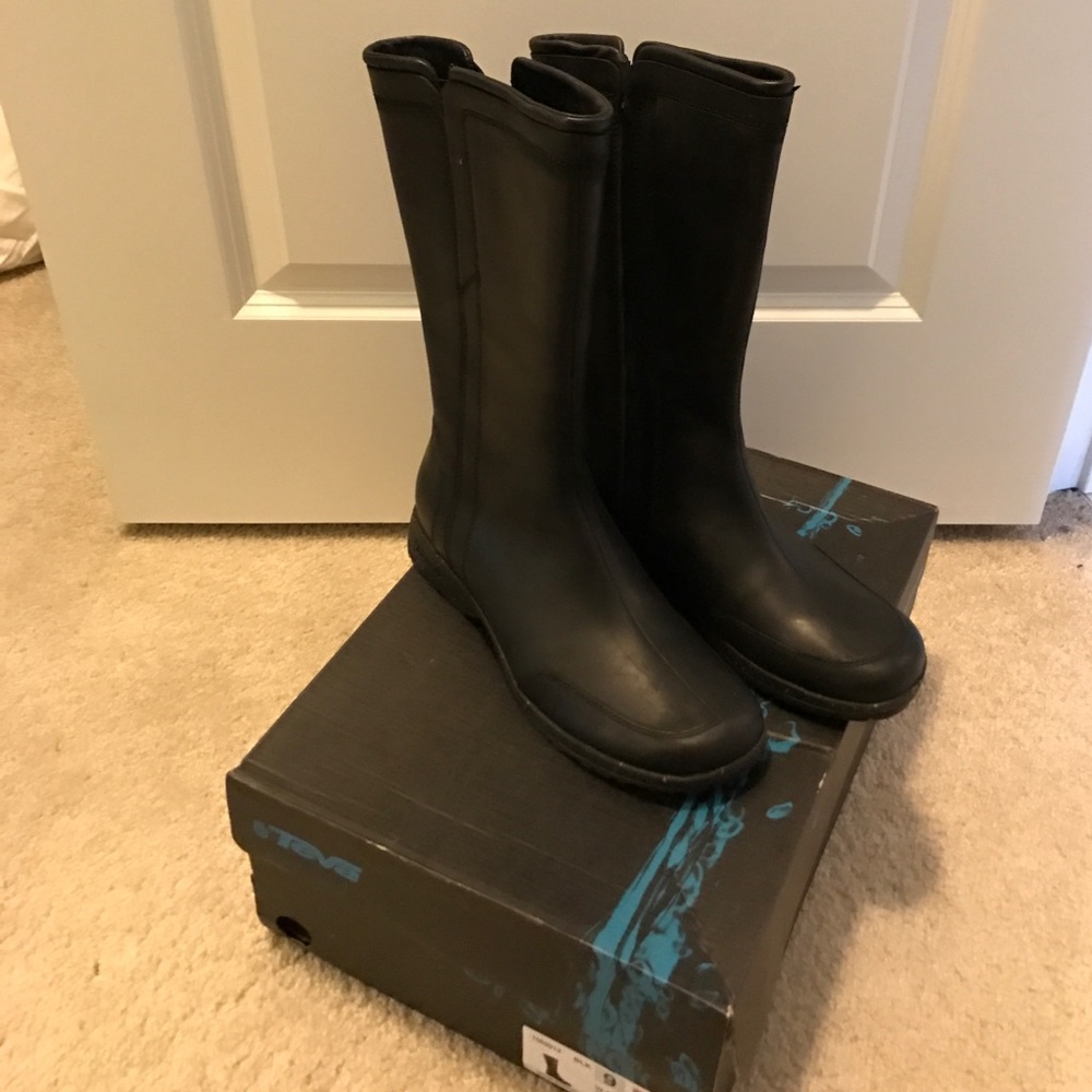 Teva Capistrano Boots