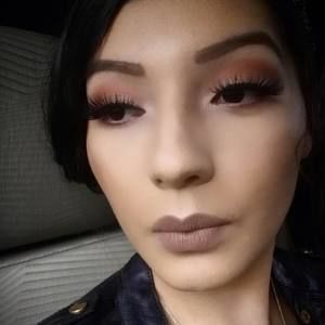 Meet your Posher, Daniela