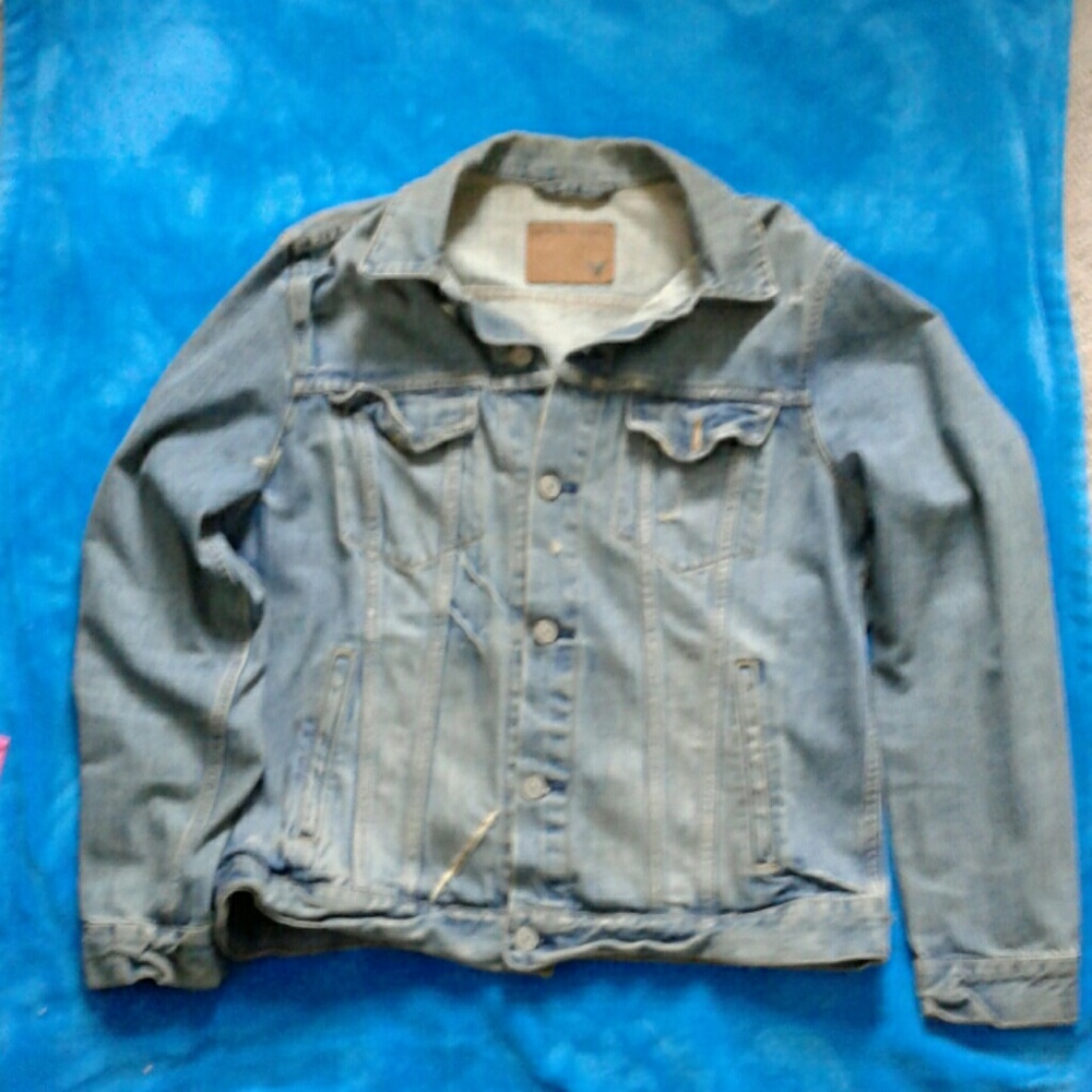 A&E DESIGNER DENIM JACKET Size XL