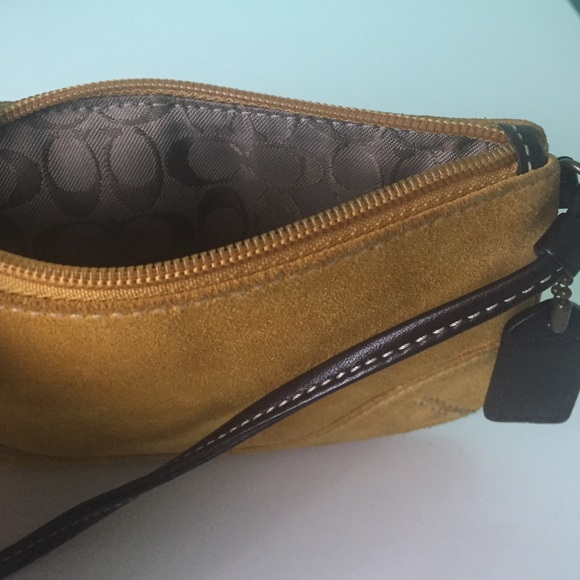 Coach wristlets - Picture 2 of 2