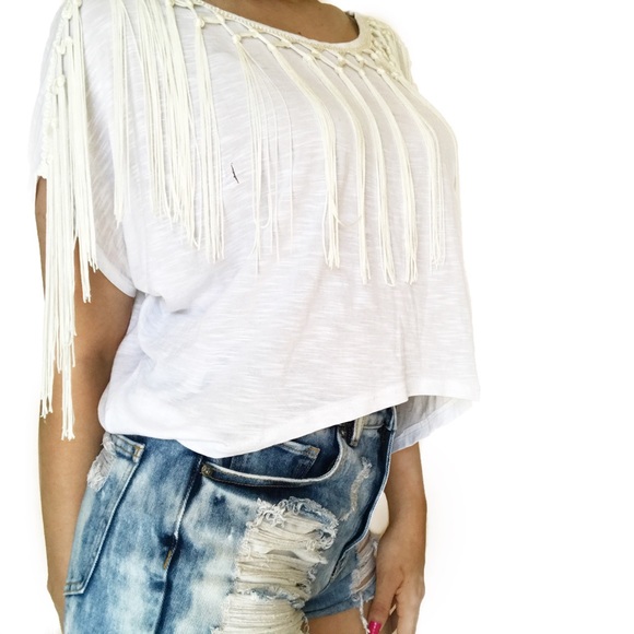 • LF • Fringe Crop Top - Picture 2 of 3