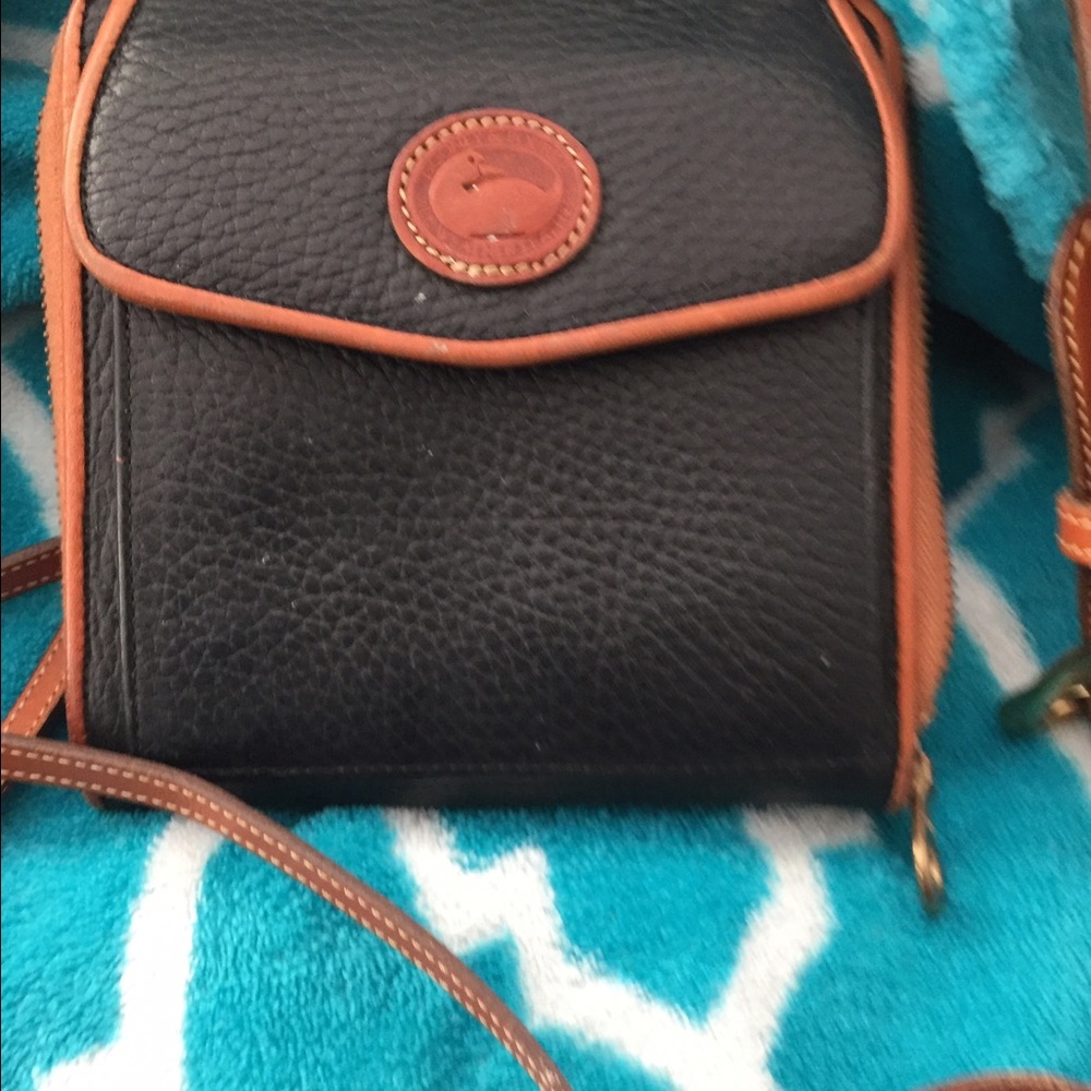 Wallet, crossbody
