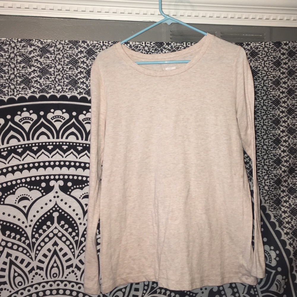 A tan long sleeve shirt