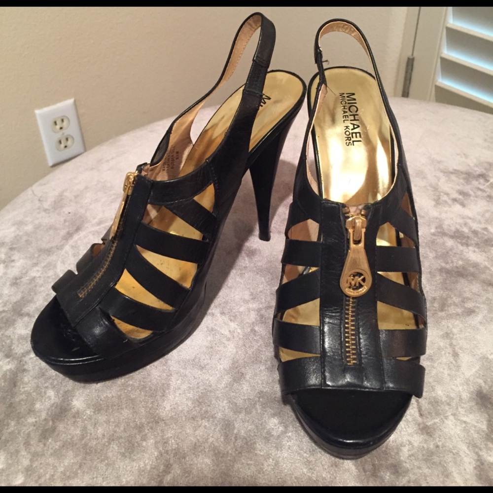 PRICE ⬇️ Michael Kors Black Heels w/ Zipper Front
