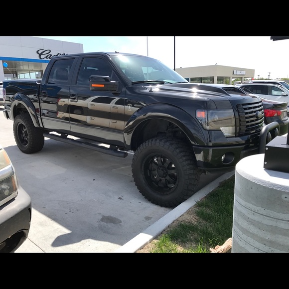 Meet your Posher, Charlie - Picture 2 of 2