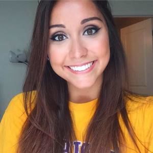 Meet your Posher, Dana