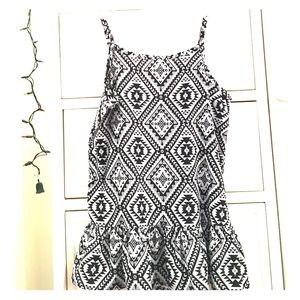 Black and white chevron top