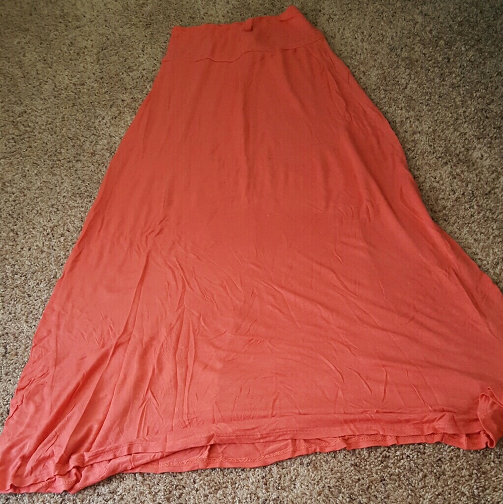 Super cute von Mar maxi skirt
