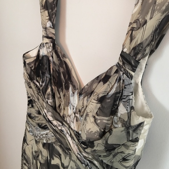 Davids Bridal Formal Gown, size 6 gray - Picture 3 of 7