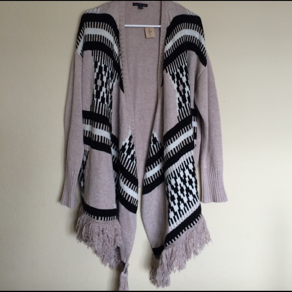 American Eagle sweater