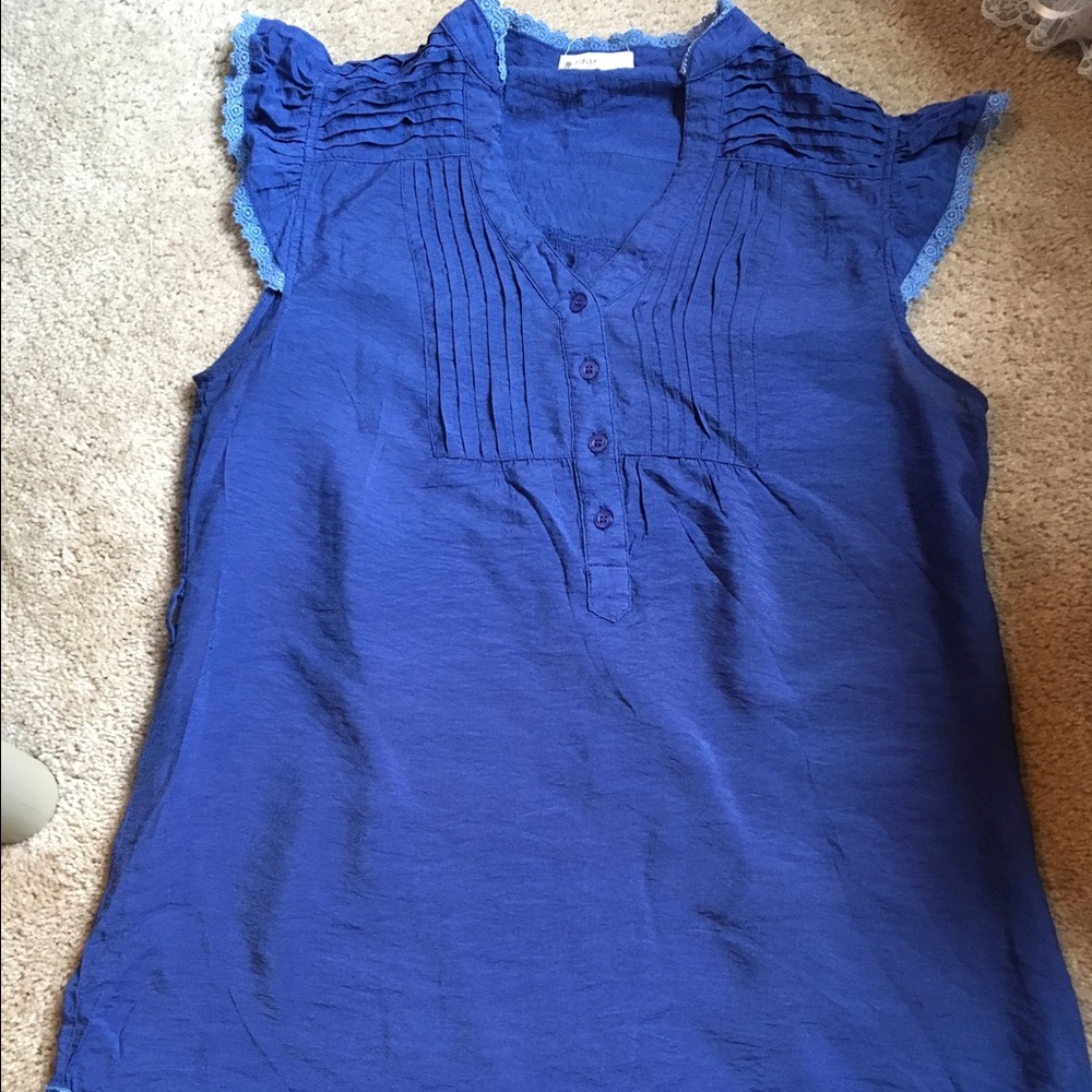 Blue dress
