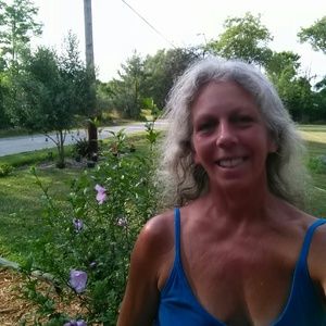 Meet your Posher, Sandy