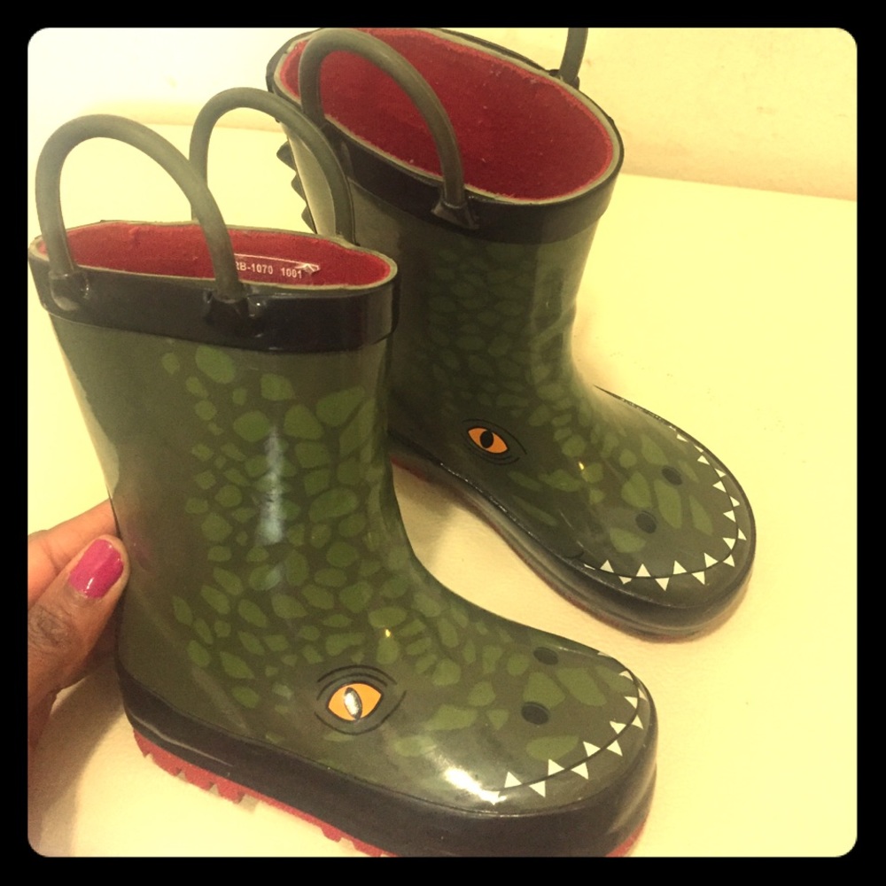 Toddlers alligator rain boots