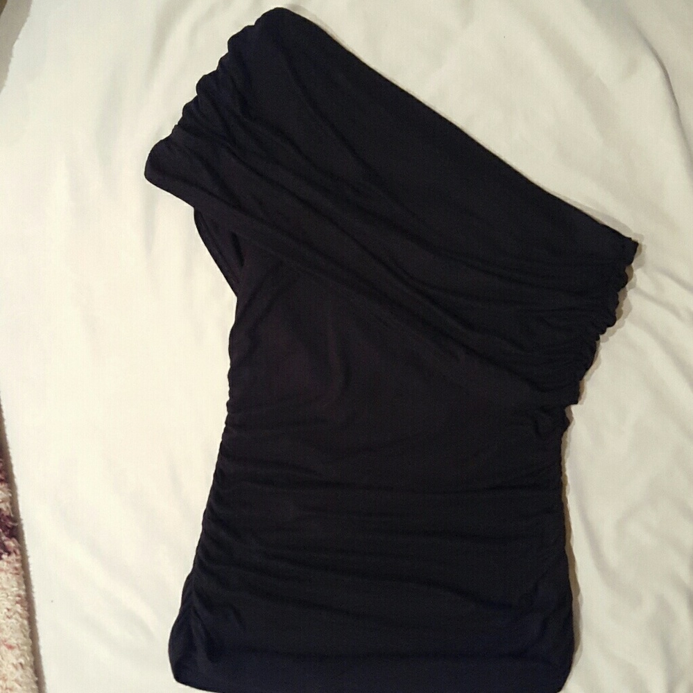 Assymetrical top