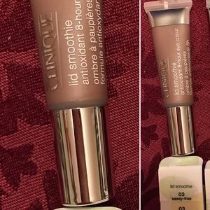 Clinique Lid Smoothie in "Sassy-fras" brand new