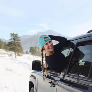 Meet your Posher, Shelby