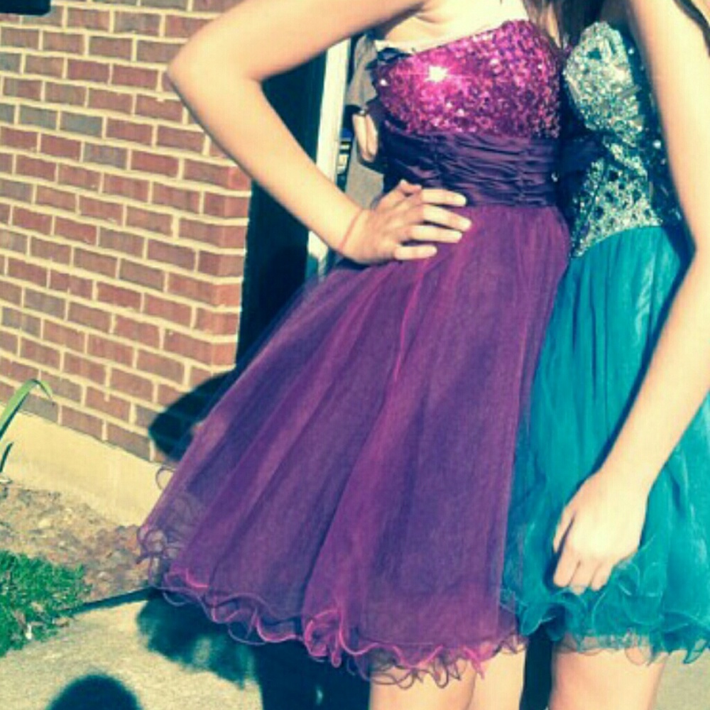 FUSCHIA DRESS - Picture 3 of 3