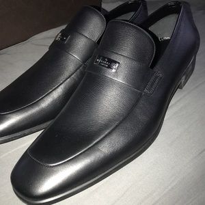Brand New Gucci Nameplate Loafers