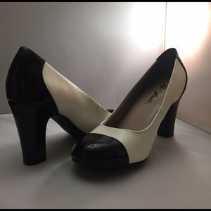 Life Stride - Spectator Pump - Patent Leather