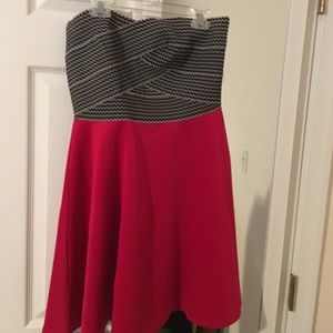 Trixxi formal short dress