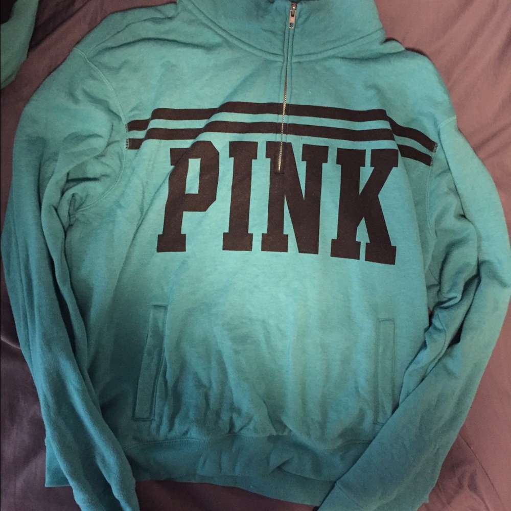 VS turquoise sweatshirt