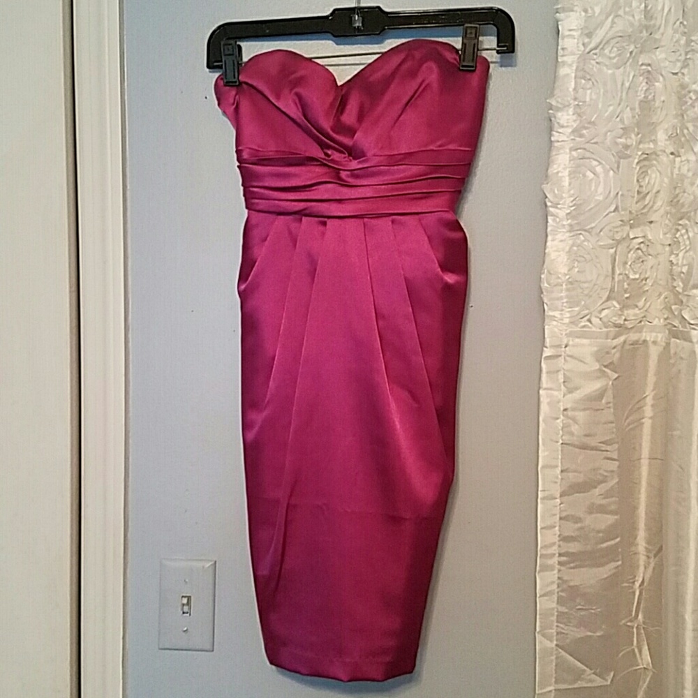 FUSCHIA/WINE STRAPLESS DRESS