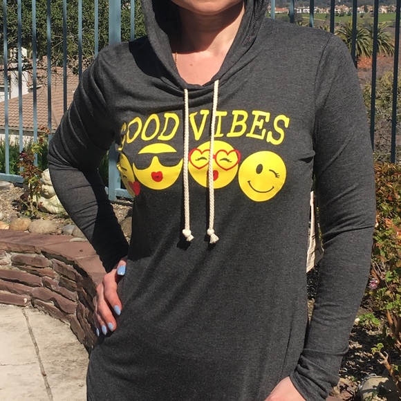 Emoji hoodie shirt long sleeve Good Vibes t-shirt - Picture 2 of 8