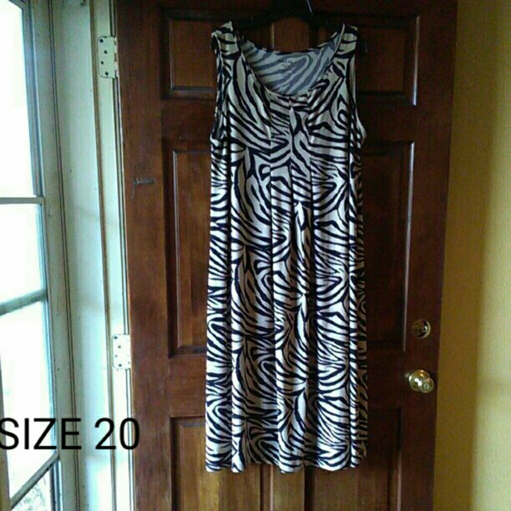 Black tan zebra print sundress sz 20 white stag