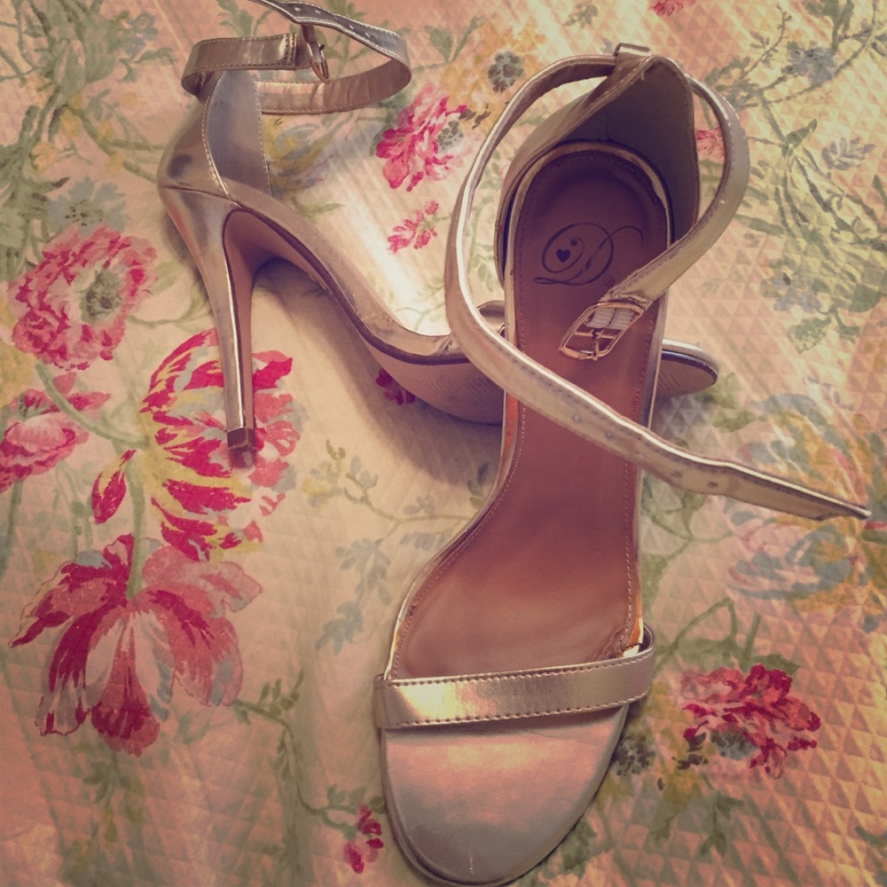 Gold heels