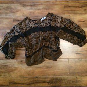 Leopard top