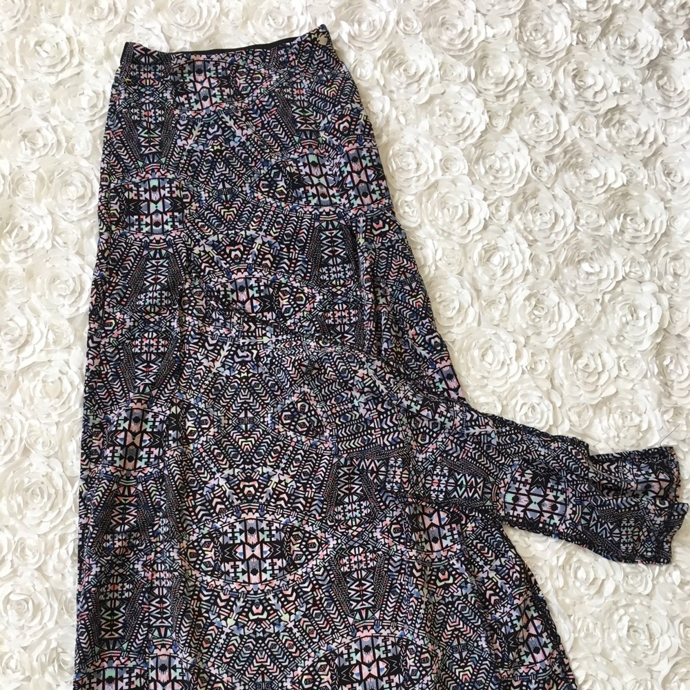 ✨SALE Kendall + Kylie Double Slit Maxi Skirt