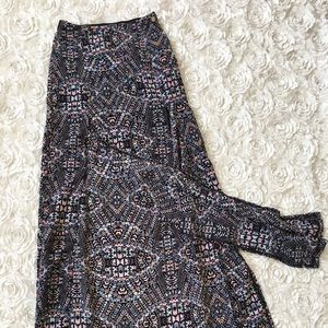 ✨SALE Kendall + Kylie Double Slit Maxi Skirt