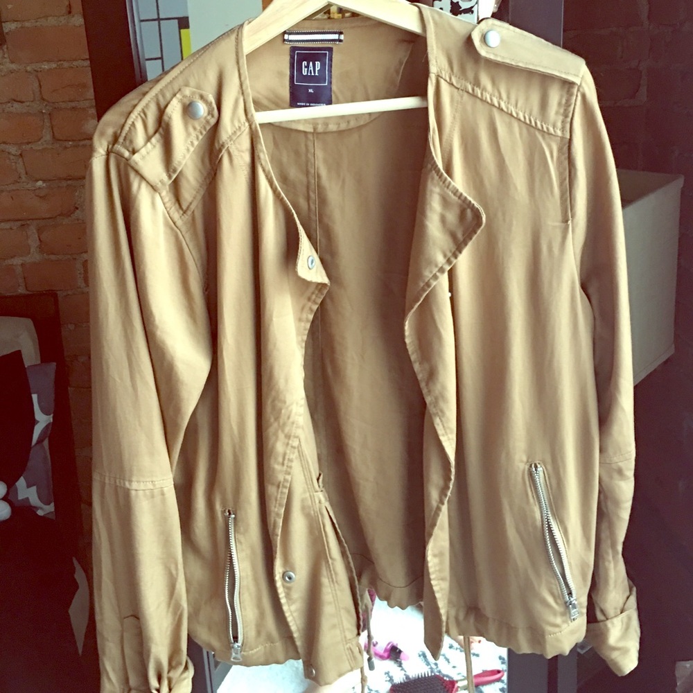 Gap jacket