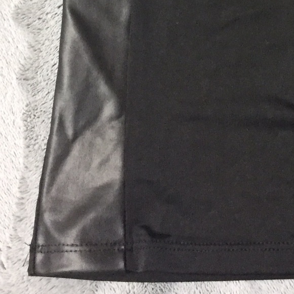 🔥Sexy Little black Halter dress🔥 - Picture 5 of 6