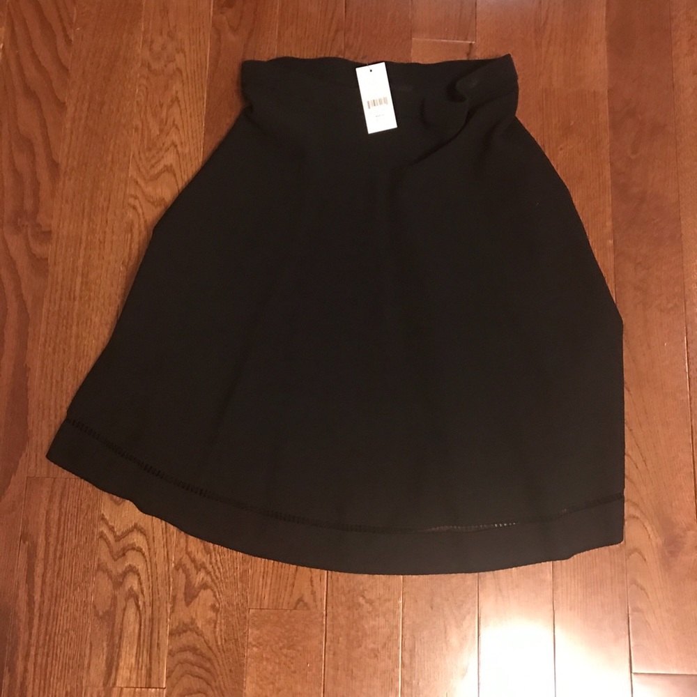 Cute flowy skirt.