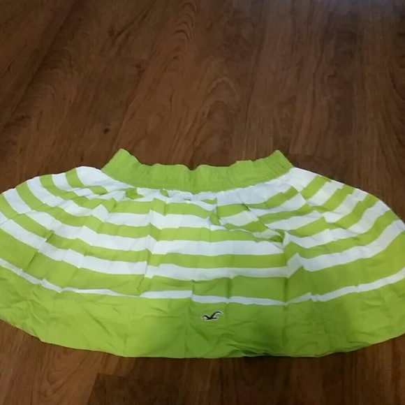 Lime and white Hollister skirt, sz XS - Picture 1 of 1