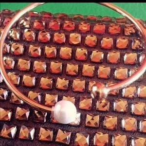 Pearl bracelet