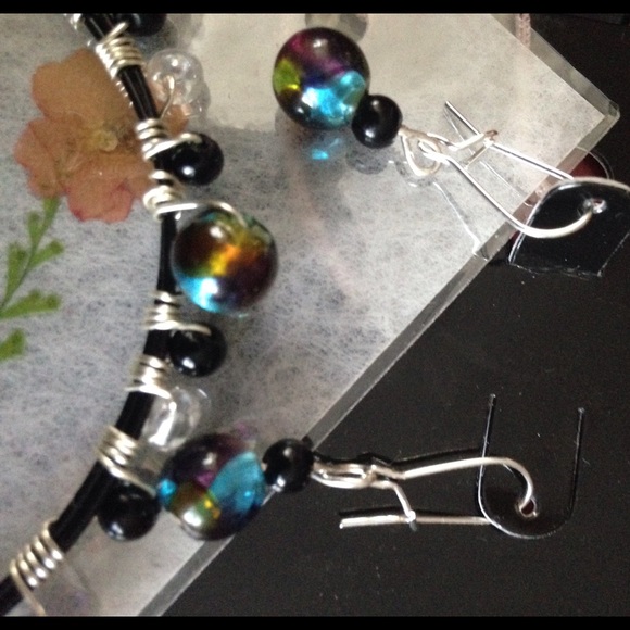 Bracelet and earring set - Picture 2 of 2