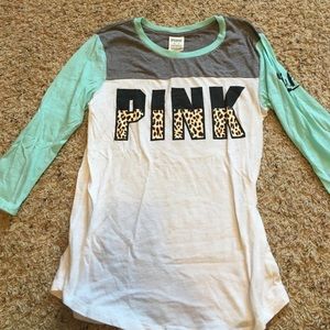 Victoria secret half sleeve top.