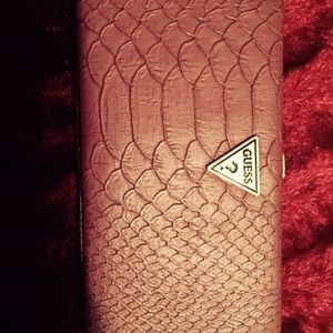 Guess wallet
