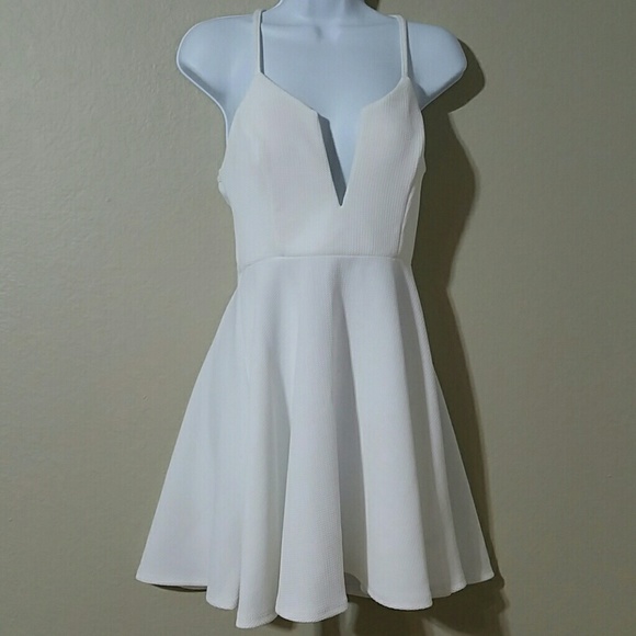 👄NEW! Farrah Flare Dress👄 - Picture 3 of 5