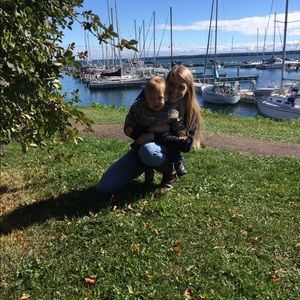 Meet your Posher, Maddie