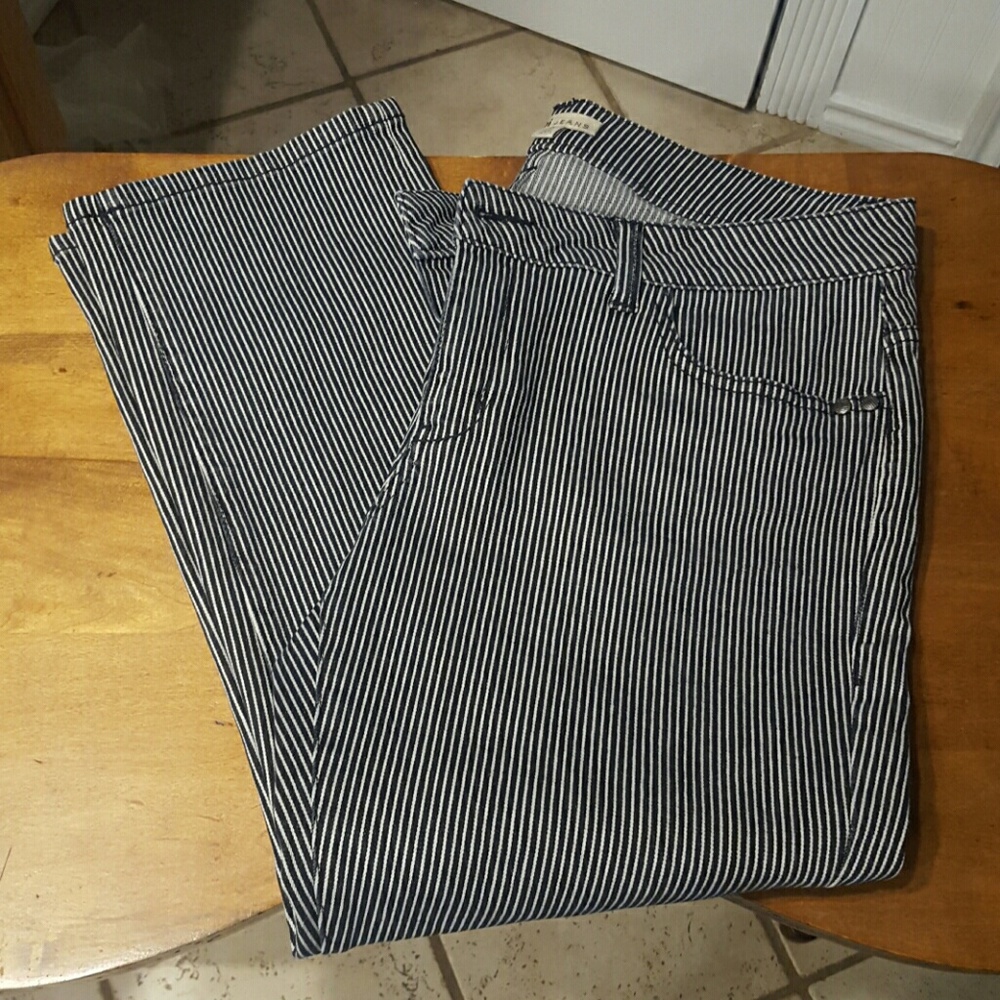 Cabi stripped cropped jeans
