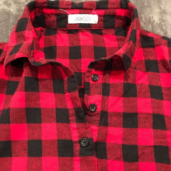 SOLD!!Plaid, 3/4 button top, collared shirt. NWOT. - Picture 3 of 5