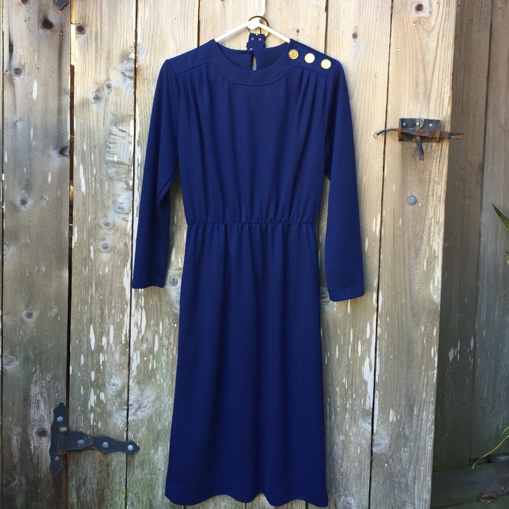 CLOSET CLOSE OUT Vintage navy dress