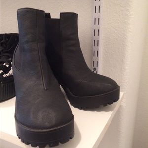 H&M Platform boots
