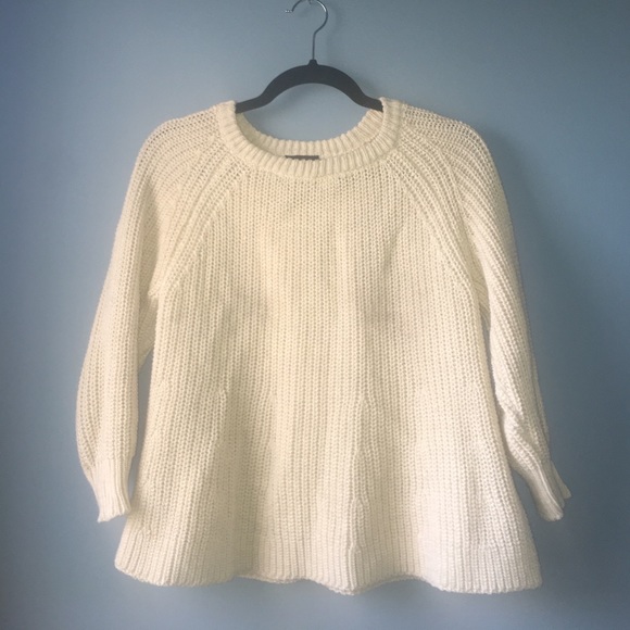 Oversized Creme Sweater + Necklace - Picture 2 of 5