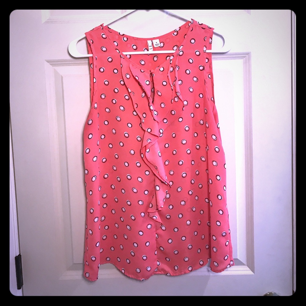 Elle pink and white sleeveless top